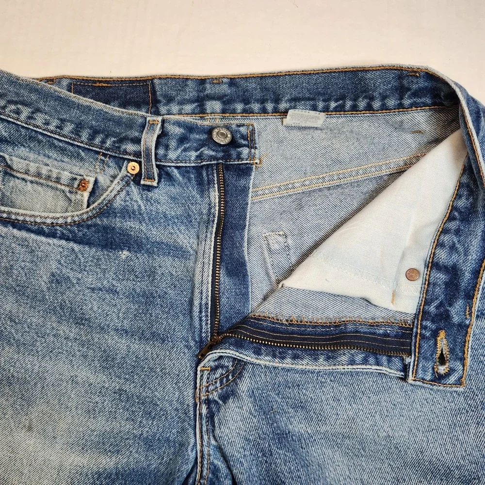 Vintage 2001 Levi's 517 Jeans 30x29 USA Made Boot Cut Distressed Faded Denim